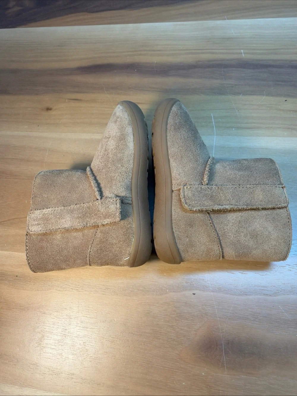UGG Kids Keelan Fashion Boots Chestnut Brown  Easy On And Off Sz 7